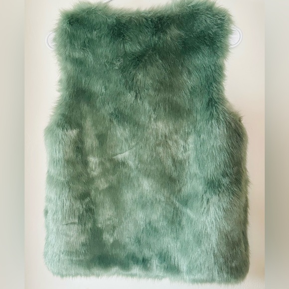 Top Shop faux fur vest - Picture 6 of 9